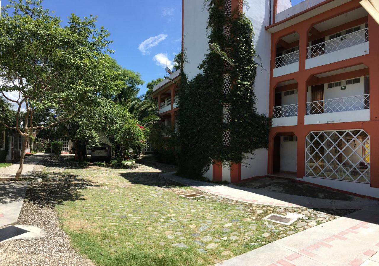 Hotel Bugambilias 오아하카주 외부 사진